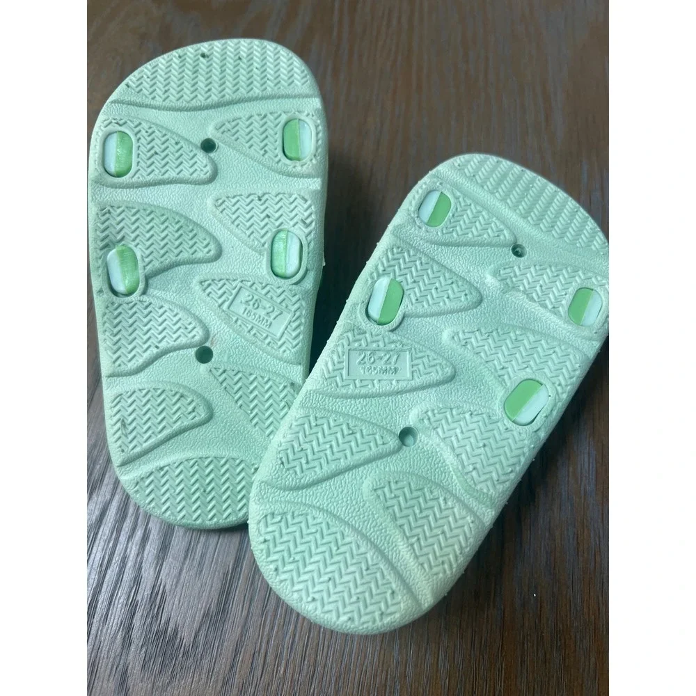 Lucky Antlers Mint Green Foam Slide Sandals Kids Size 26-27(2-3.5y/o)